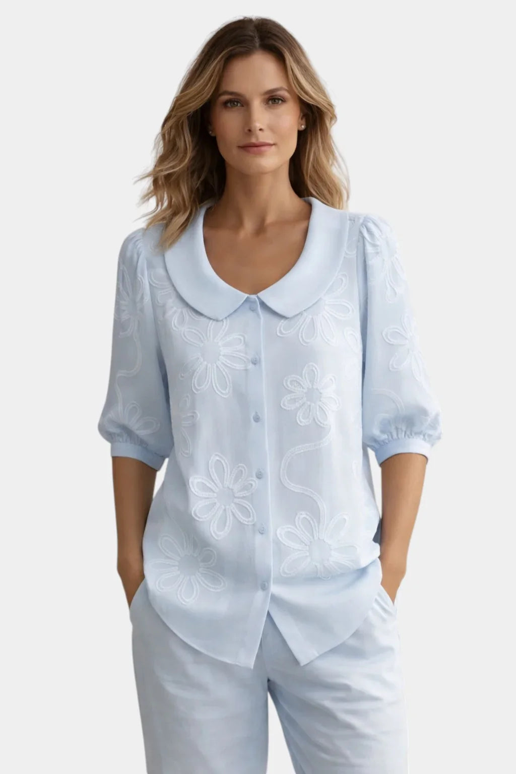 Elya | Geborduurde blouse