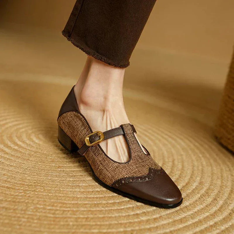 Chloé | vintage leren schoenen met gesp
