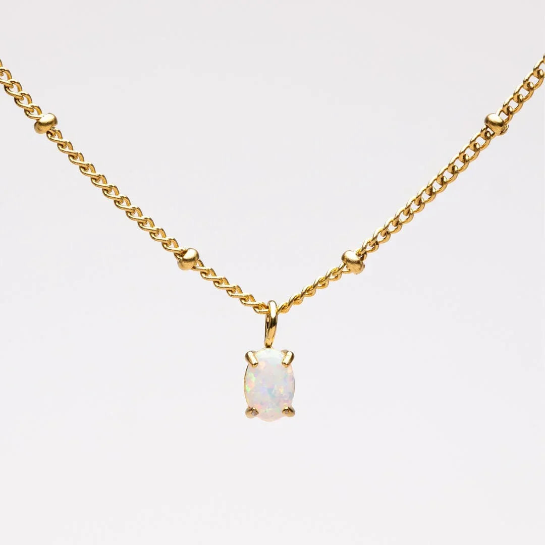 Marion | ketting in parels goudkleurige met hanger in opale