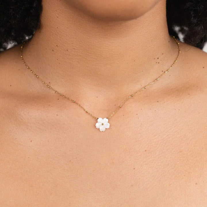 Laure | Ketting met bloemhanger